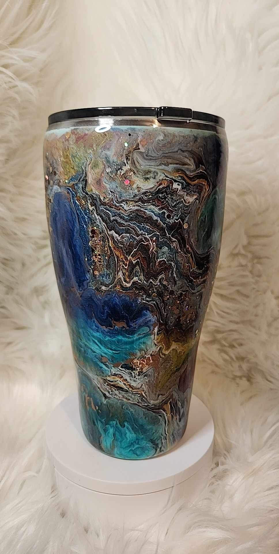 54. 30 oz. Modern Curve (Western Lemon Goose)